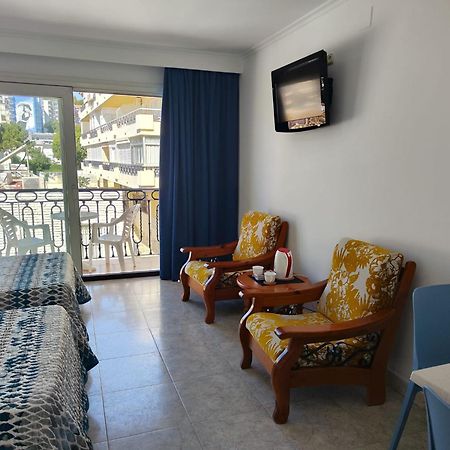 Apartamentos Leonor Carihuela Torremolinos Exteriér fotografie