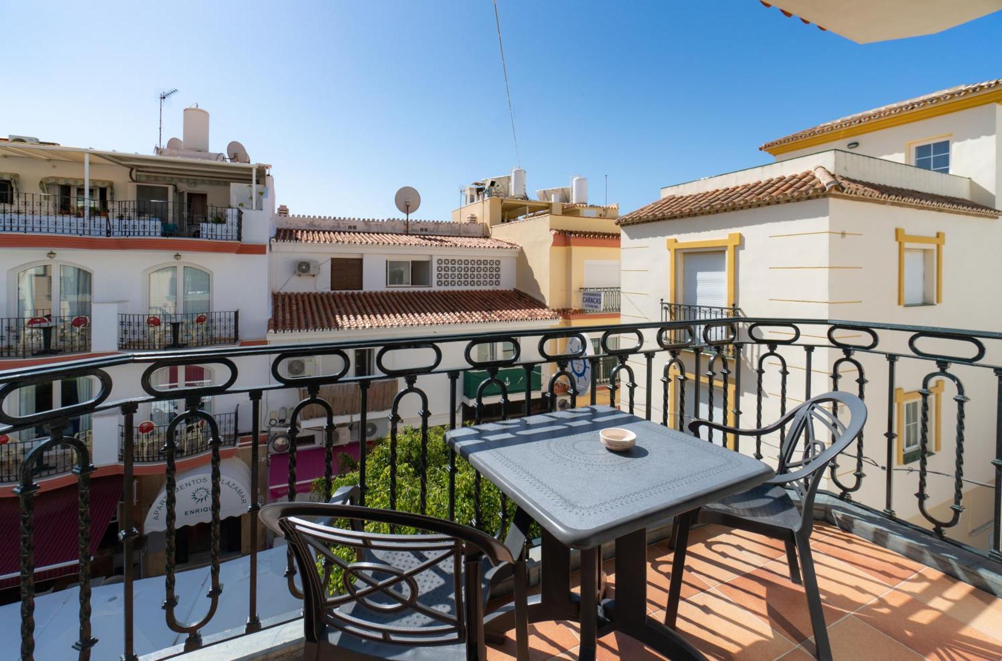 Apartamentos Leonor Carihuela Torremolinos Exteriér fotografie