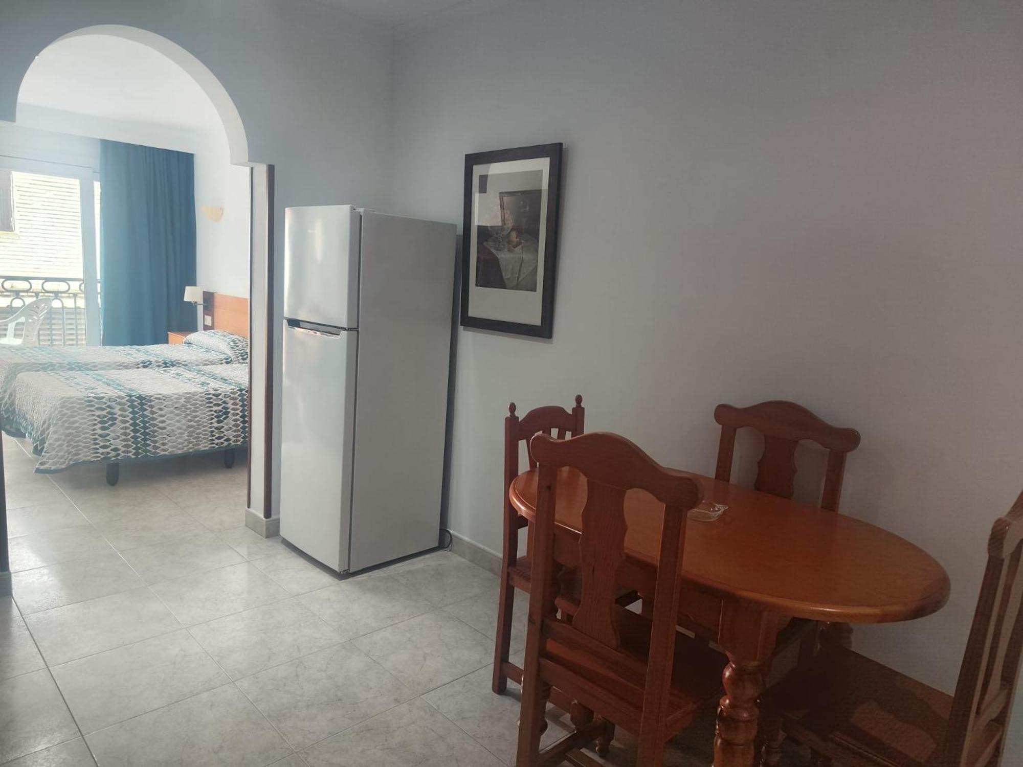 Apartamentos Leonor Carihuela Torremolinos Exteriér fotografie