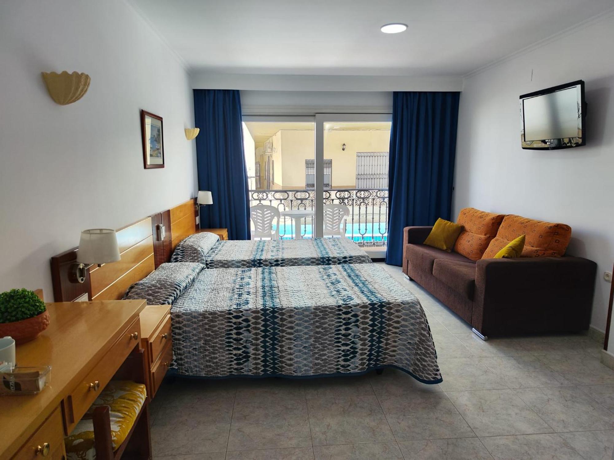 Apartamentos Leonor Carihuela Torremolinos Exteriér fotografie