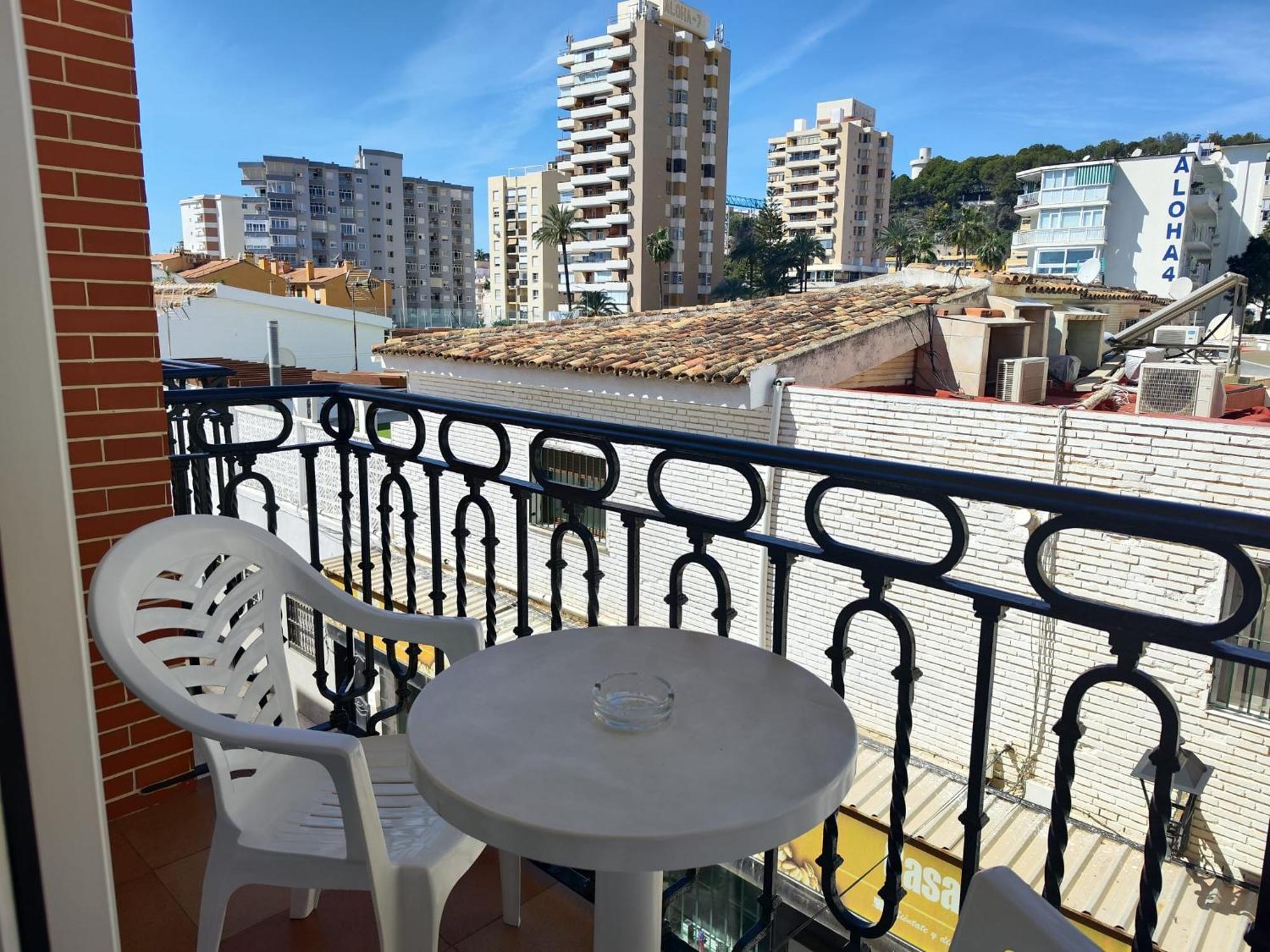 Apartamentos Leonor Carihuela Torremolinos Exteriér fotografie