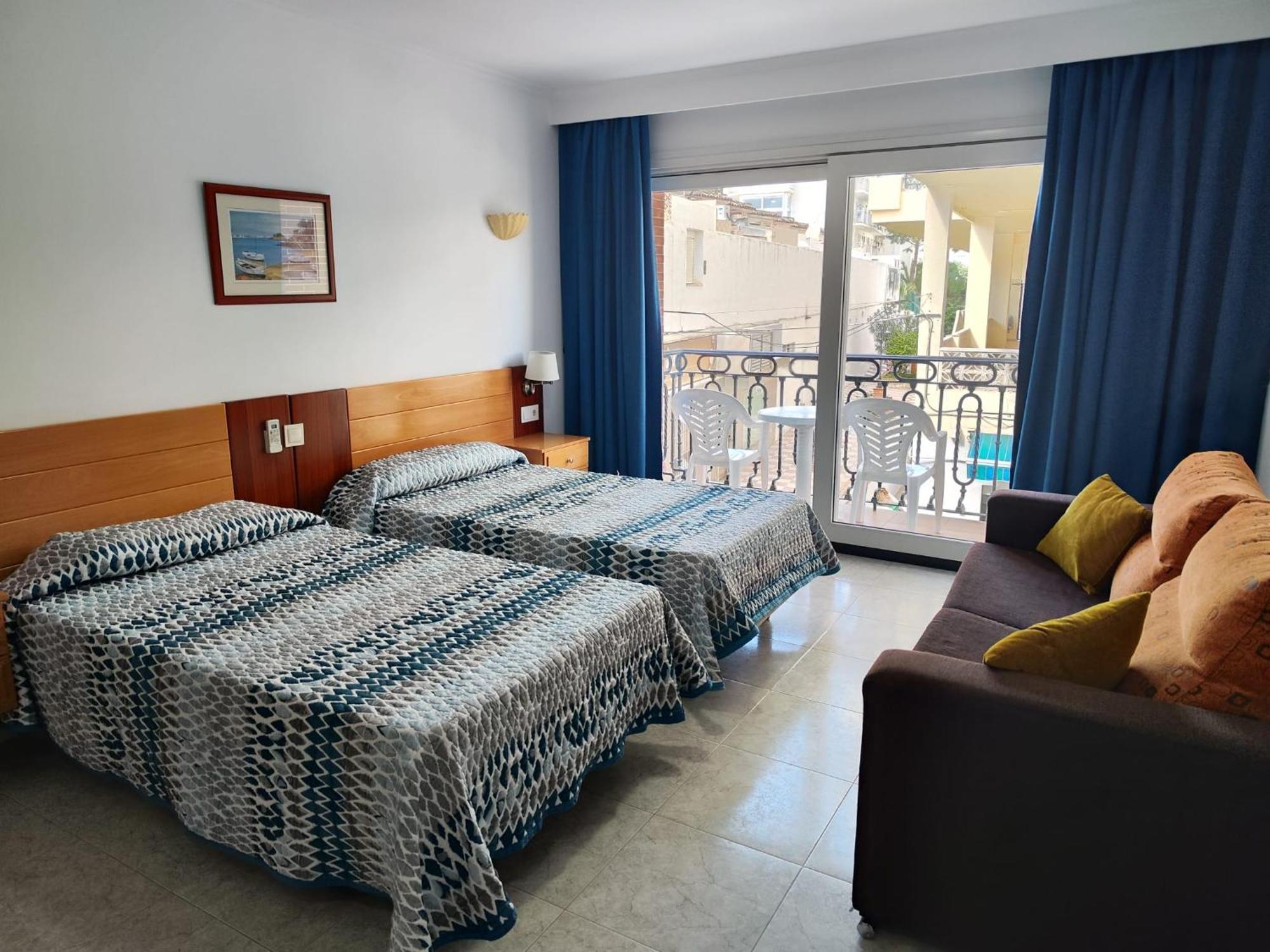 Apartamentos Leonor Carihuela Torremolinos Exteriér fotografie