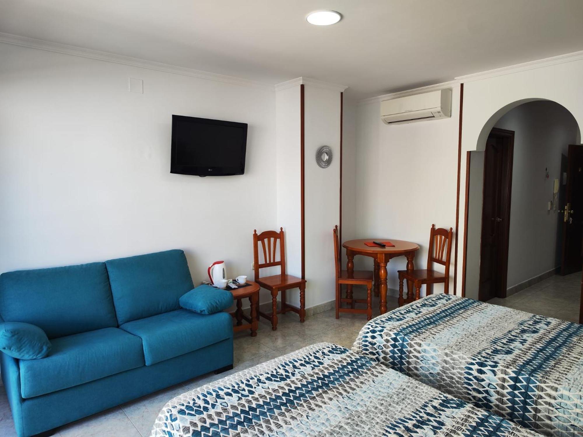 Apartamentos Leonor Carihuela Torremolinos Exteriér fotografie